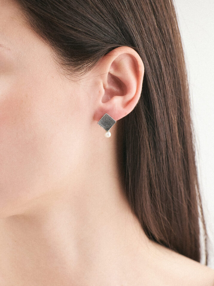 ΣΚΟΥΛΑΡΙΚΙΑ 